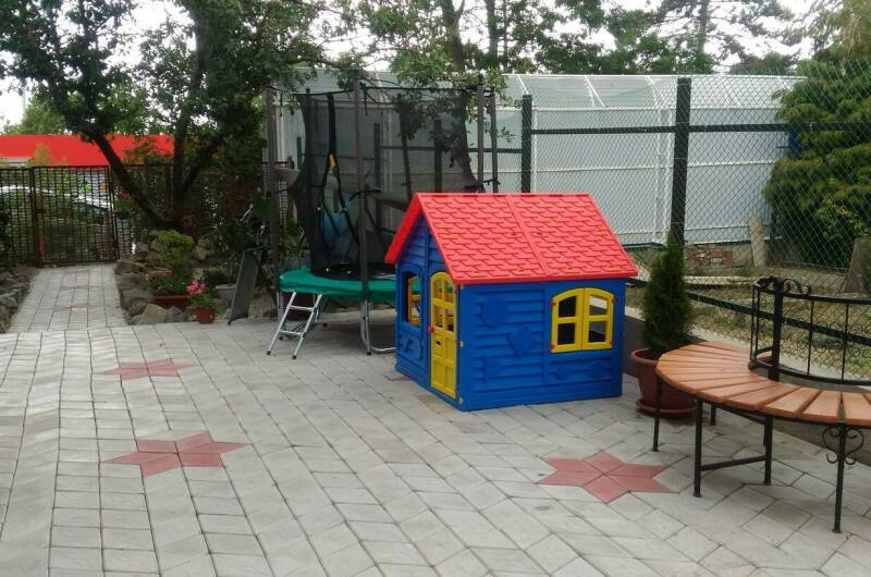 Изображение Изображение отеля / гостиницы "Гостевой дом «На берегу моря»" #11 #9