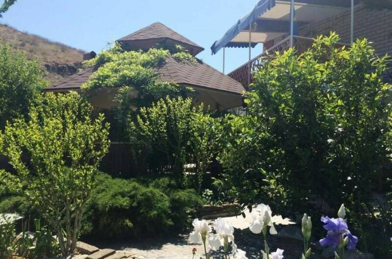 Изображение Изображение отеля / гостиницы "Гостевой дом «Елки»" #11 #9