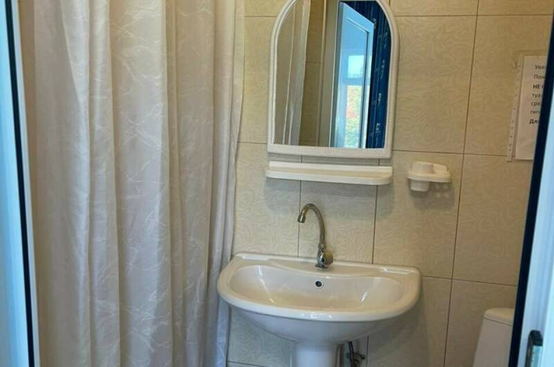 Изображение Изображение отеля / гостиницы "Гостевой дом «У Ларисы»" #10 #8