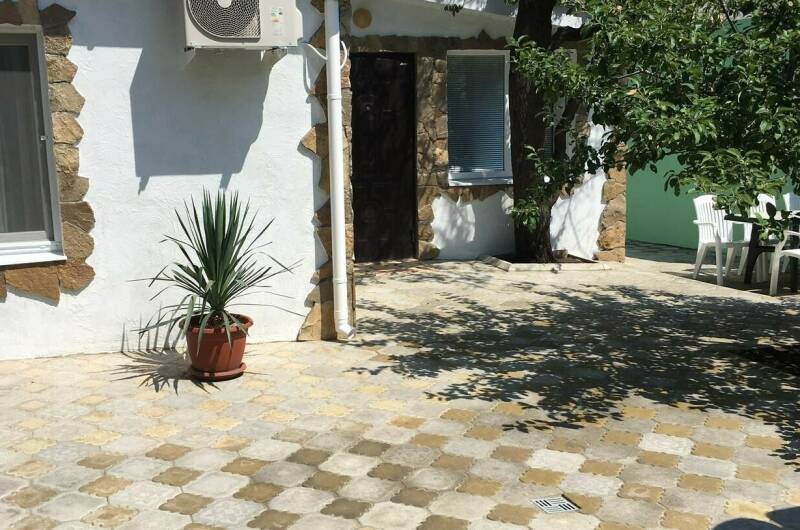 Изображение Изображение отеля / гостиницы "Гостевой дом «Лазурь»" #10 #8