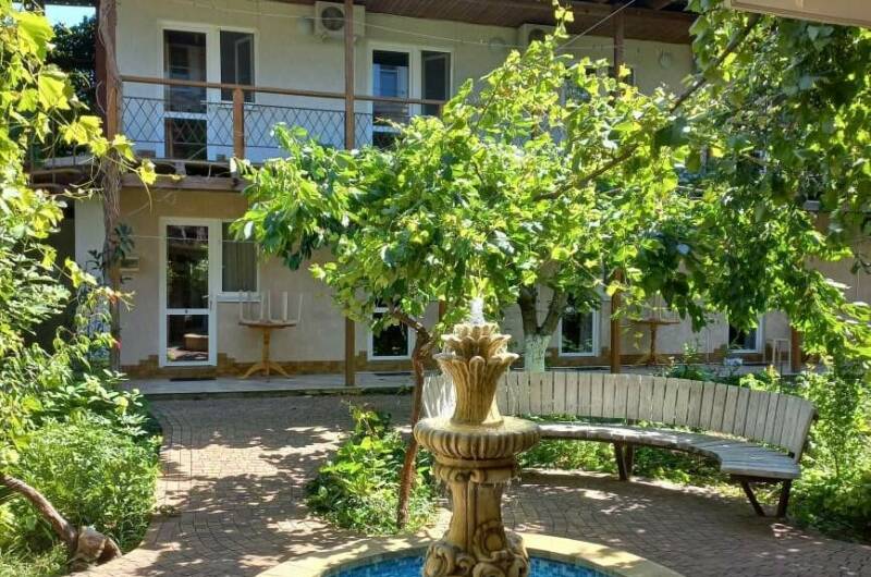 Изображение Изображение гостиницы "Гостевой дом «Зелёный дворик»" #2 #2