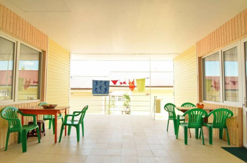 Изображение Изображение отеля / гостиницы "Гостевой дом «Квартирки у моря» (кухня в номере)" #11 #9