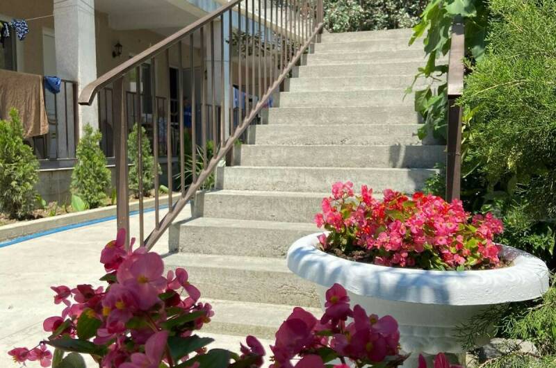 Изображение Изображение отеля / гостиницы "Гостевой дом «Домик у Светланы»" #10 #8