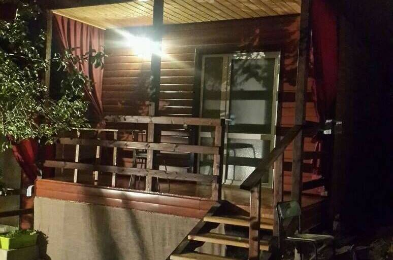 Изображение Изображение отеля / гостиницы "Бунгало «Волконка Сити»" #10 #8