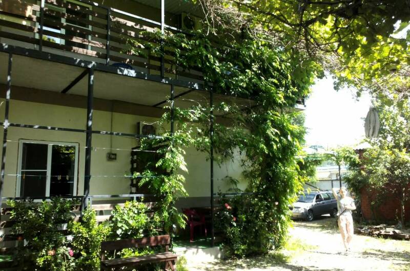 Изображение Изображение отеля / гостиницы "Гостевой дом «У Константина» (номера с кухнями)" #11 #9