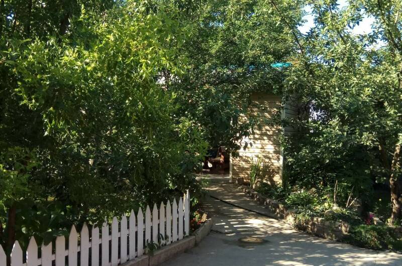 Изображение Изображение отеля / гостиницы "Гостевой дом «Семейный дворик»" #11 #9