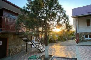 Изображение отеля / гостиницы "Гостевой дом «Под соснами»"