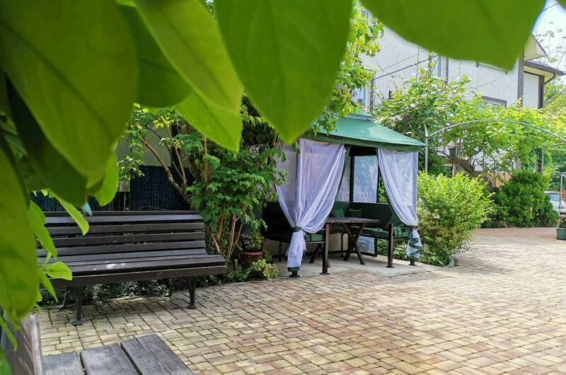 Изображение Изображение отеля / гостиницы "Гостевой дом «Райский островок»" #10 #8