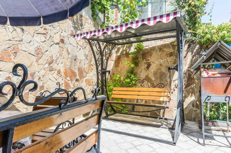 Изображение Изображение отеля / гостиницы "Частный дом с комнатами для гостей на Ангарском 5" #4 #4