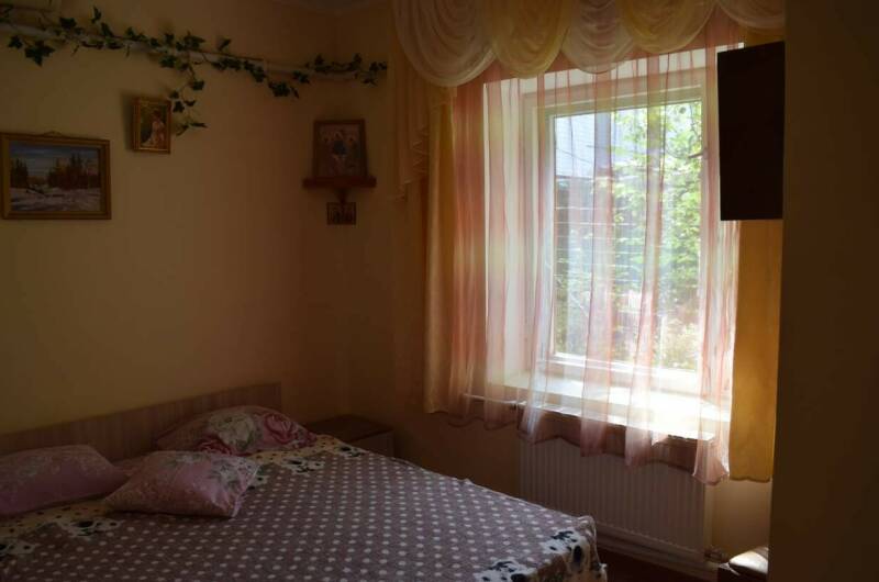 Изображение Изображение квартиры "Уютный домик под ключ с кухней и двориком" #7 #7