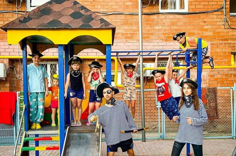 Изображение Изображение отеля / гостиницы "Пансионат мать и дитя «Поющие в терновнике»" #10 #8