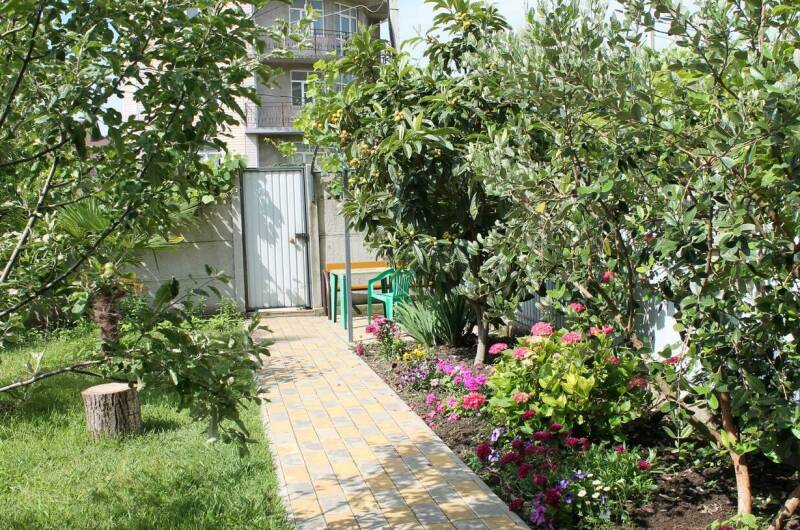 Изображение Изображение отеля / гостиницы "Гостевой дом «Лужайка»" #11 #9