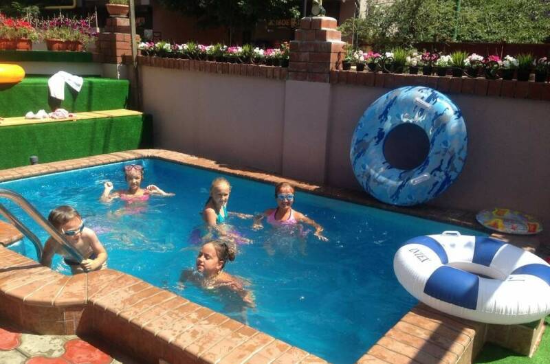 Изображение Изображение отеля / гостиницы "Гостевой дом «Курортный дворик»" #11 #9