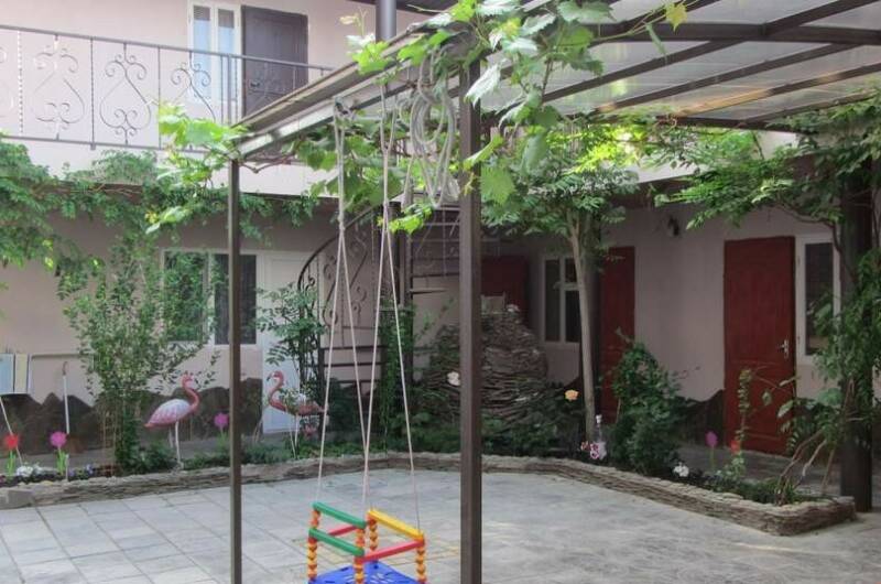 Изображение Изображение отеля / гостиницы "Гостевой дом «Розовый фламинго»" #11 #9