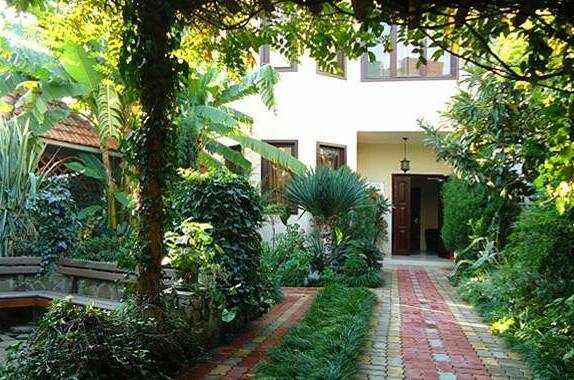 Изображение Изображение гостиницы "Мини-отель «Банановый рай»" #4 #4