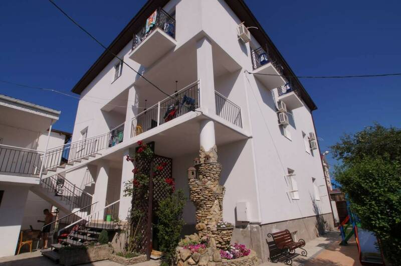 Изображение Изображение отеля / гостиницы "Гостевой дом «Николь»" #10 #8