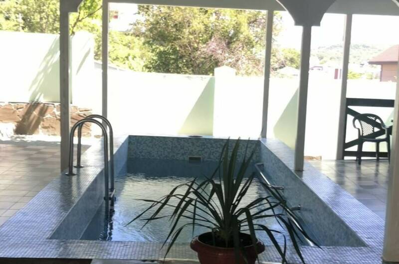 Изображение Изображение гостиницы &quot;Зеленый дом с бассейном&quot; #4 #4