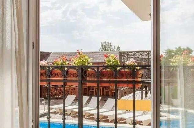 Изображение Изображение отеля / гостиницы "Бутик-отель «Пикассо»" #11 #9