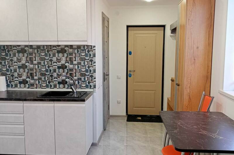 Изображение Изображение квартиры &quot;Студия под ключ в частном доме&quot; #6 #6