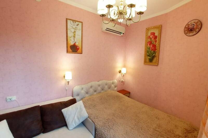 Изображение Изображение квартиры &quot;Квартира у дворца «Алупка-Роза 3»&quot; #2 #2