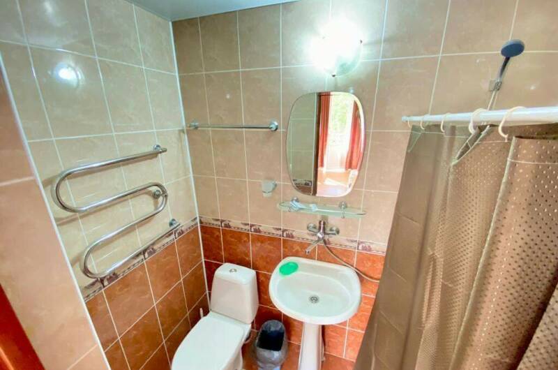 Изображение Изображение отеля / гостиницы "Гостевой дом «Южный»" #10 #8