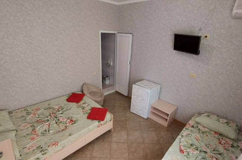 Изображение Изображение отеля / гостиницы "Гостевой дом «Южный»" #11 #9