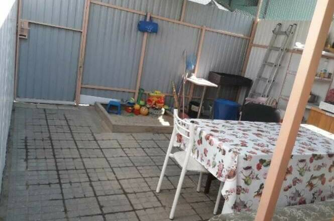 Изображение Изображение квартиры &quot;Двухкомнатный деревянный домик с кухней&quot; #8 #8