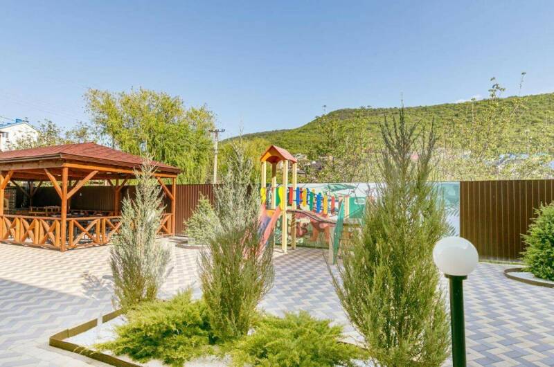 Изображение Изображение отеля / гостиницы "Гостевой дом «ЛевРус»" #11 #9