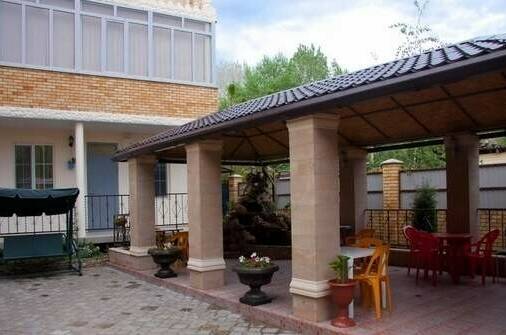 Изображение Изображение гостиницы &quot;Семейный гостевой дом «Три сына»&quot; #8 #8