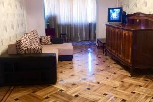 Изображение квартиры / апартамента "Трехкомнатная квартира в центре"