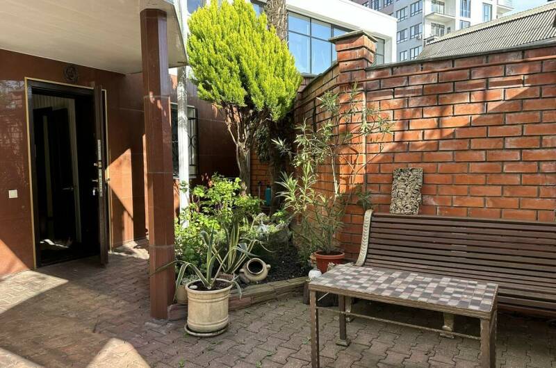 Изображение Изображение гостиницы &quot;Комплекс коттеджей в центре города&quot; #1 #1