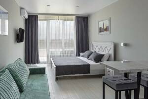 Изображение Апартаменты «Золотой Песок» вид на город #13