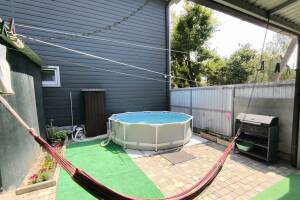 Изображение коттеджа "Дом без хозяев на набережной"